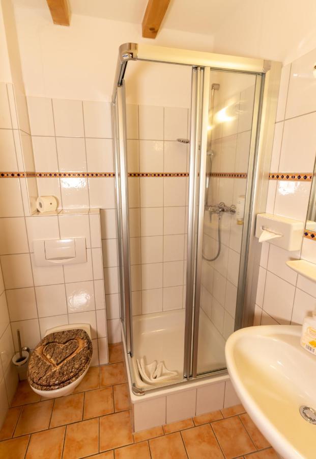 Landhotel Kuehler Grund Grasellenbach المظهر الخارجي الصورة